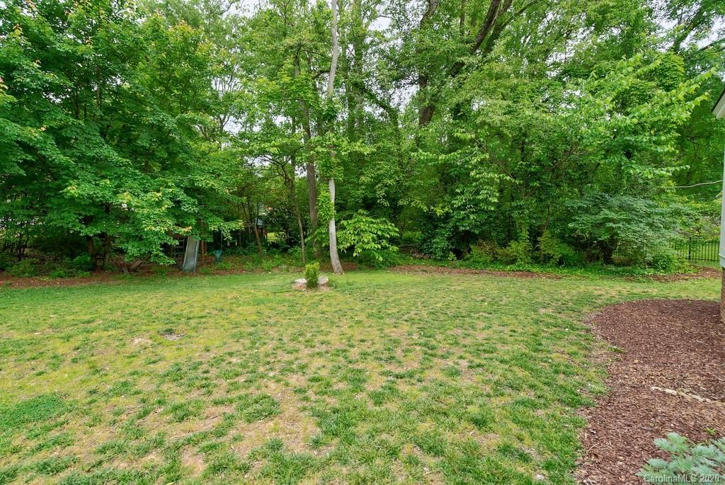 4200 Chelmsford Road Charlotte, NC 28211 - Photo 45 of 45 a view of a garden
