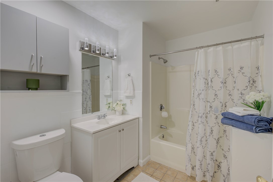 3524 West Shore Road, Unit 220 Warwick, RI 02886 - Photo 20 of 20
