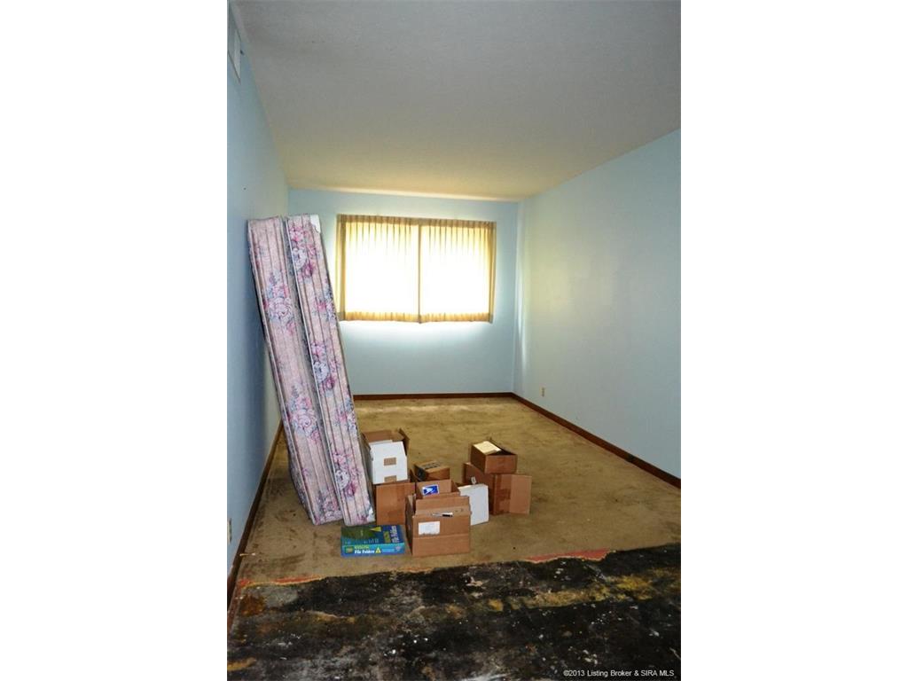 2900 Middle Road, Unit 5 Jeffersonville, IN 47130 - Photo 26 of 36 Gallery Image 26
