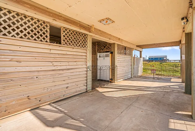 a view of an entryway