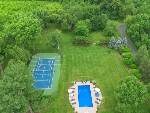 $6,150,000 | 5-n113 Burr Road, St. Charles, IL 60175