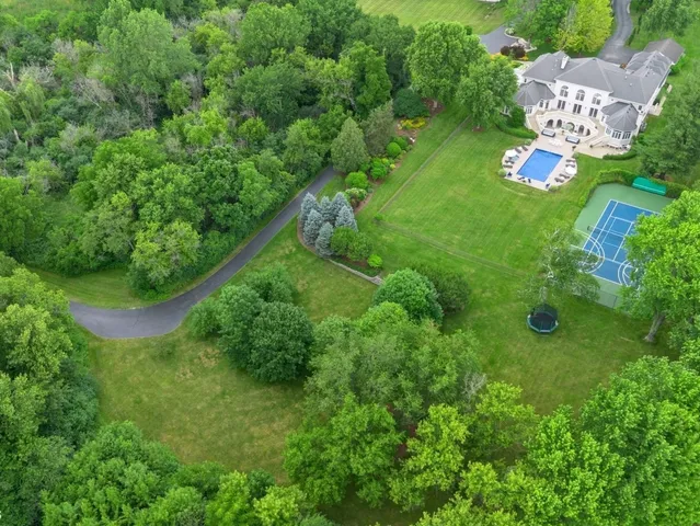 $6,150,000 | 5-n113 Burr Road, St. Charles, IL 60175