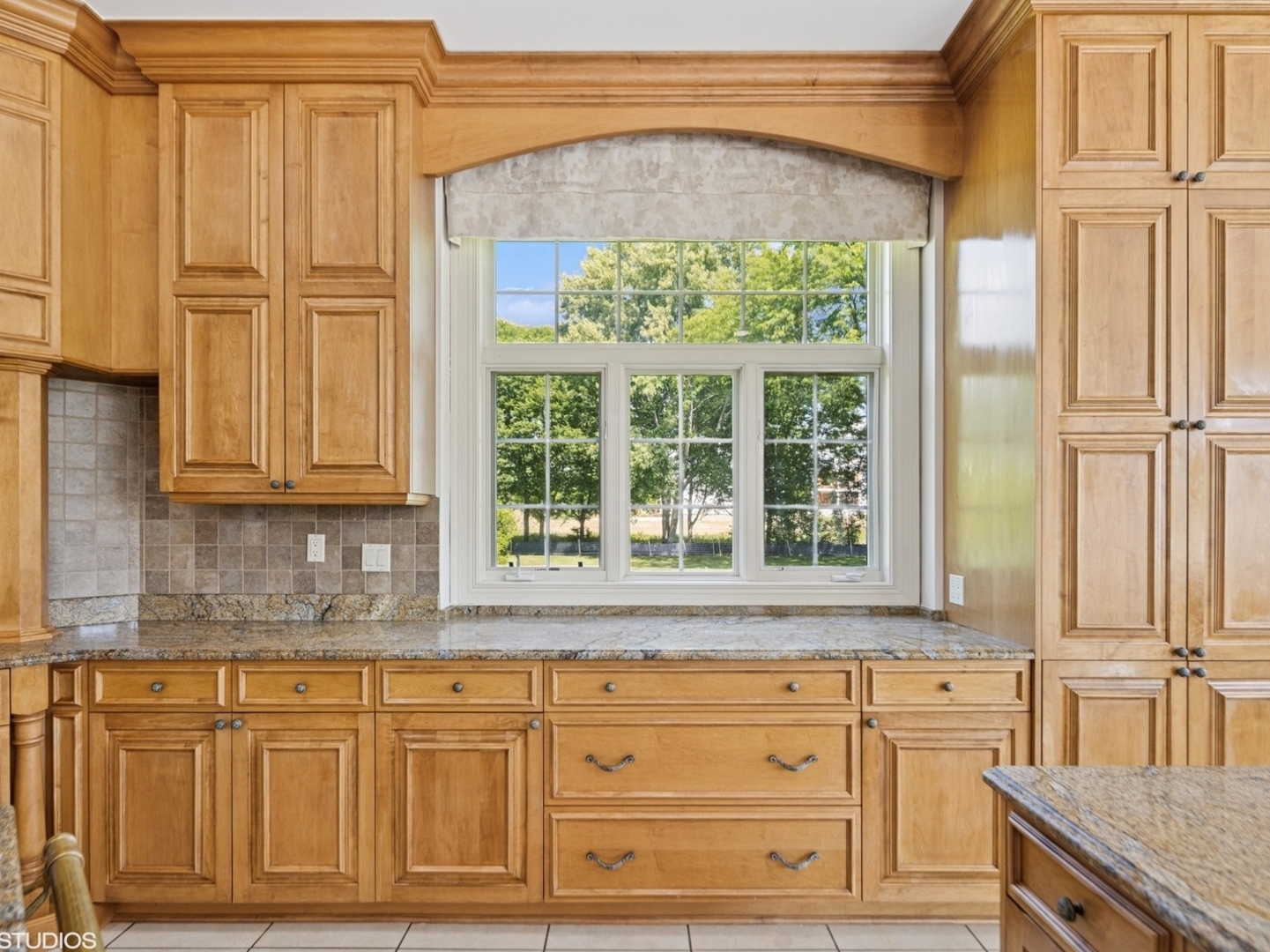 5-n113 Burr Road St. Charles, IL 60175 - Photo 19 of 130