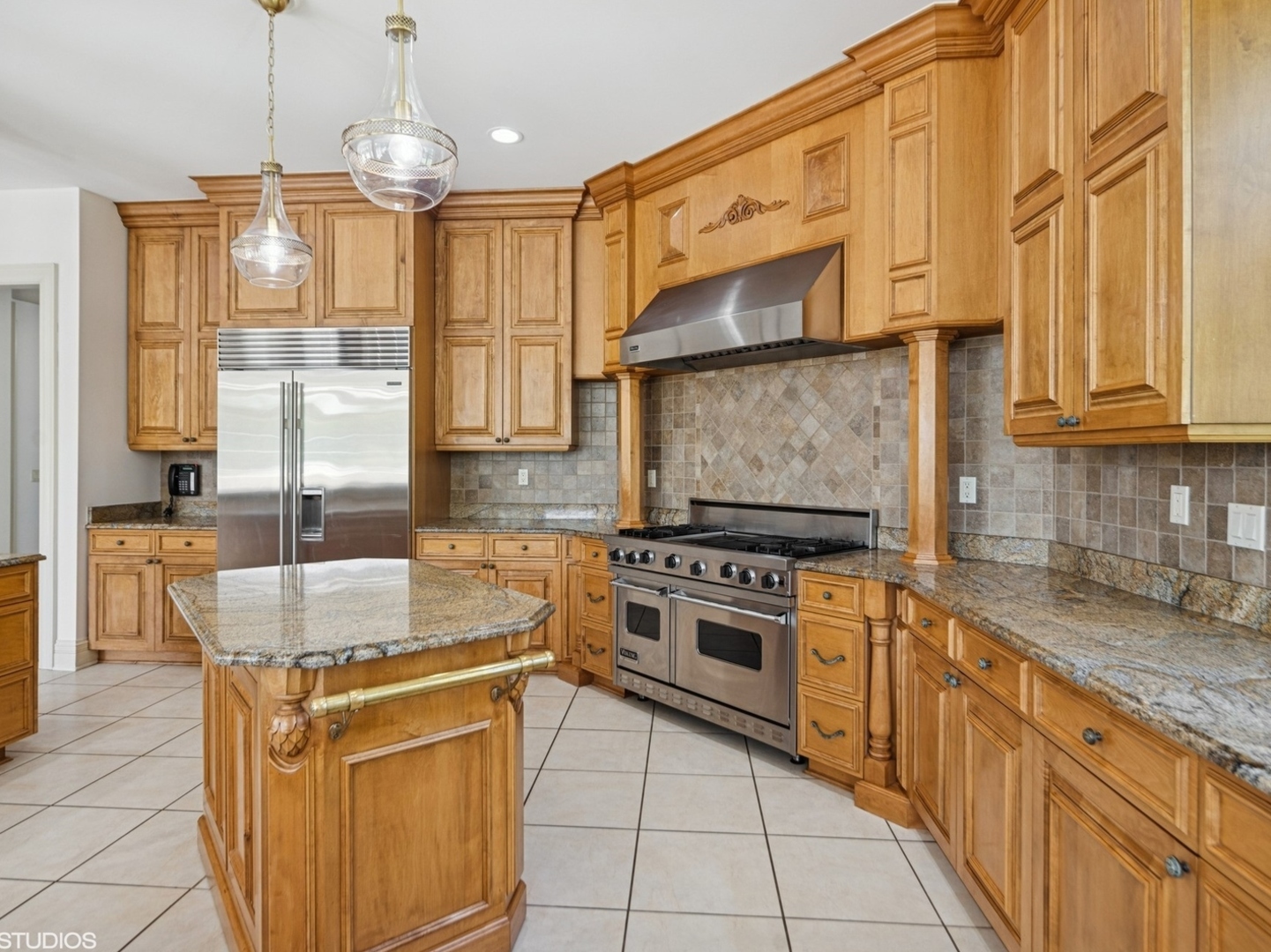 5-n113 Burr Road St. Charles, IL 60175 - Photo 21 of 130