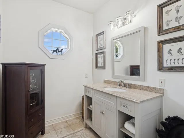 a view of a entryway door of the building