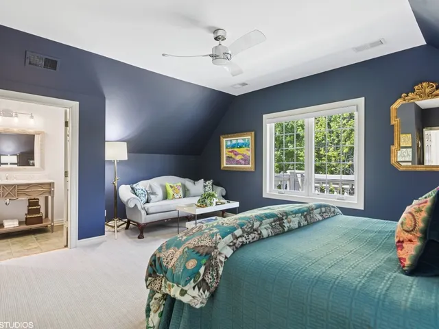 $6,150,000 | 5-n113 Burr Road, St. Charles, IL 60175