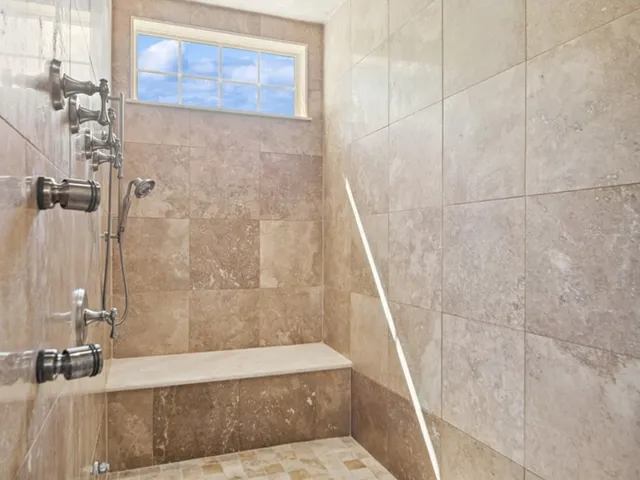 $6,150,000 | 5-n113 Burr Road, St. Charles, IL 60175