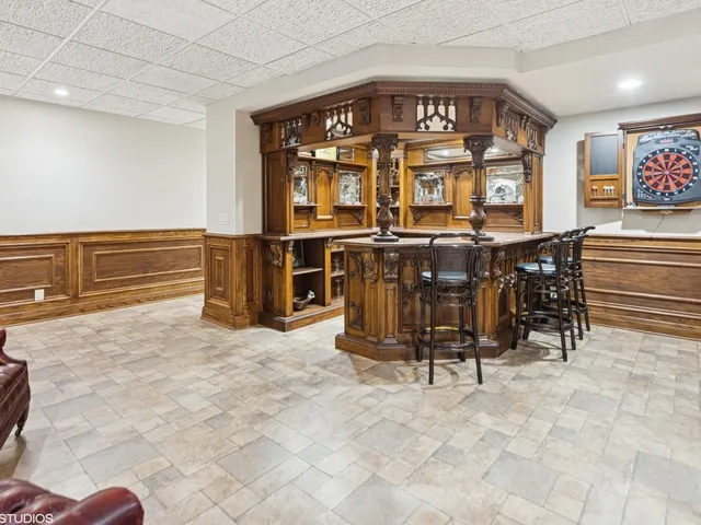 $6,150,000 | 5-n113 Burr Road, St. Charles, IL 60175