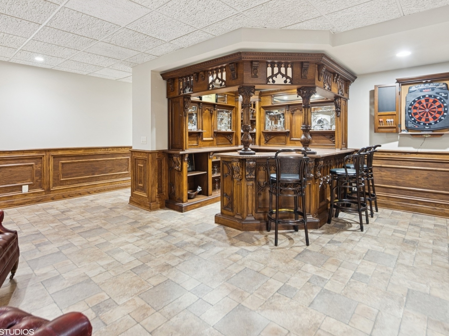 5-n113 Burr Road St. Charles, IL 60175 - Photo 84 of 130 a view of a workspace with furniture