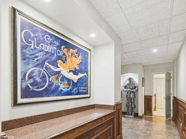 $6,150,000 | 5-n113 Burr Road, St. Charles, IL 60175