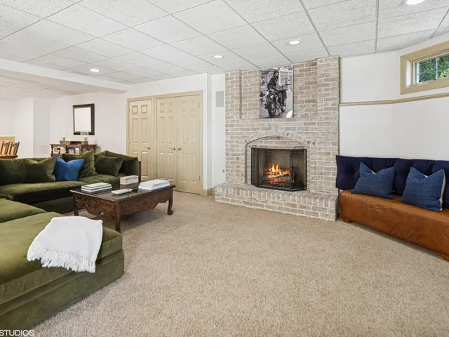 $6,150,000 | 5-n113 Burr Road, St. Charles, IL 60175