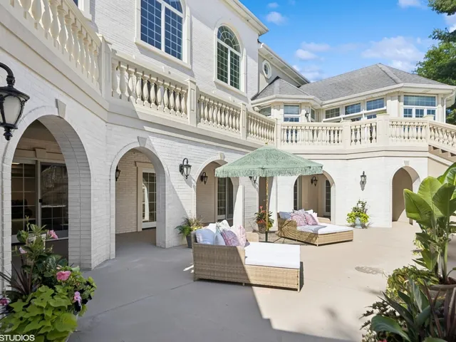 $6,150,000 | 5-n113 Burr Road, St. Charles, IL 60175