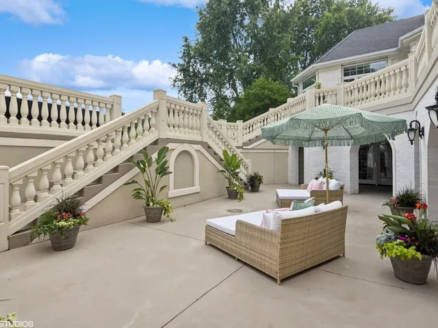 $6,150,000 | 5-n113 Burr Road, St. Charles, IL 60175