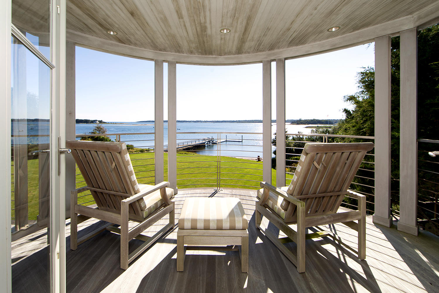 538 Point Road Marion, MA 02738 - Photo 1 of 23 1. Master Deck