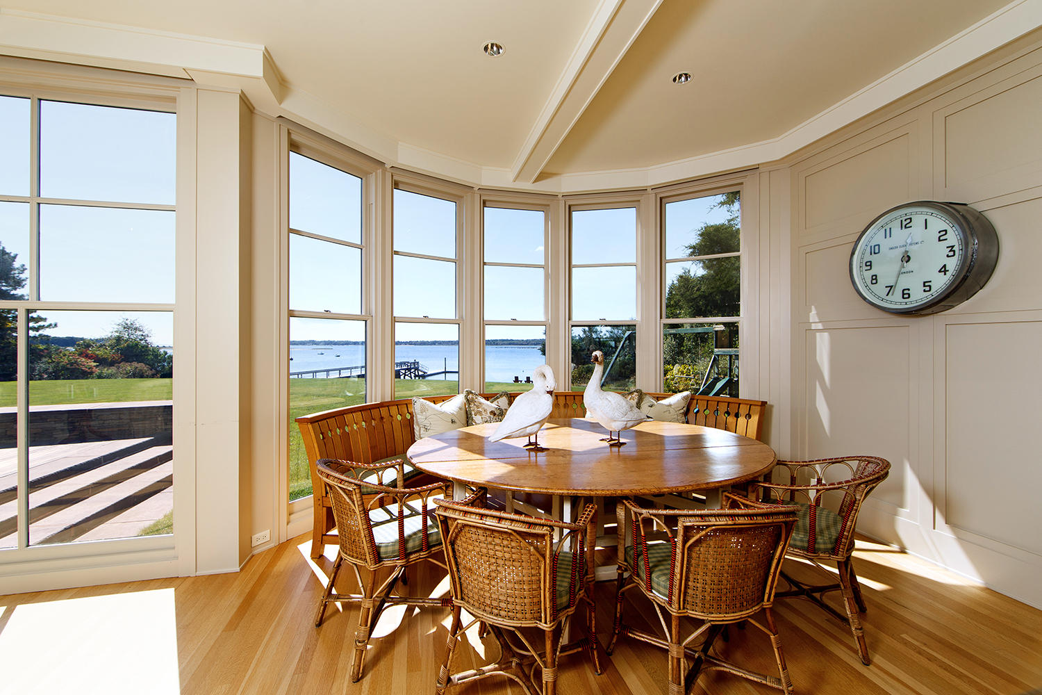 538 Point Road Marion, MA 02738 - Photo 14 of 23 14. Breakfast Nook