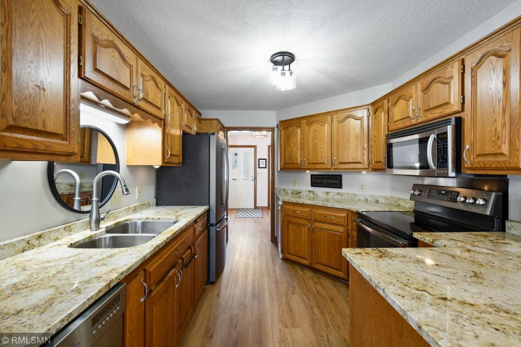 1801 Red Fox Road St. Cloud, MN 56301 - Photo 10 of 36 Gallery Image 10