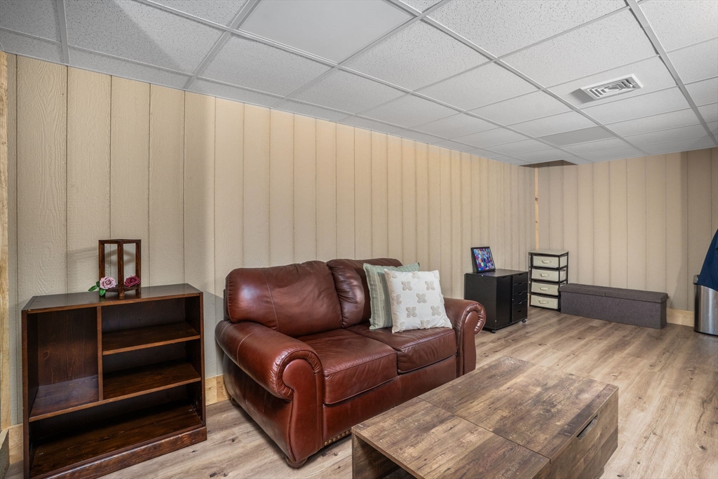 43 Weeks Hill Road Coventry, RI 02827 - Photo 23 of 32