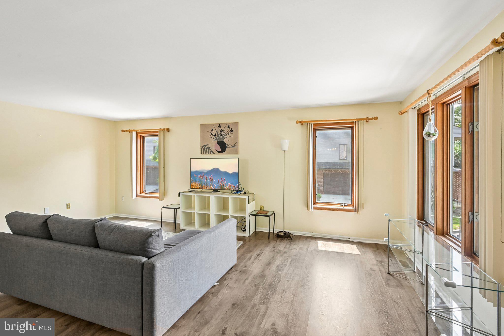 8816 Ridge Avenue, Unit 17 Philadelphia, PA 19128 - Photo 5 of 39 Gallery Image 5