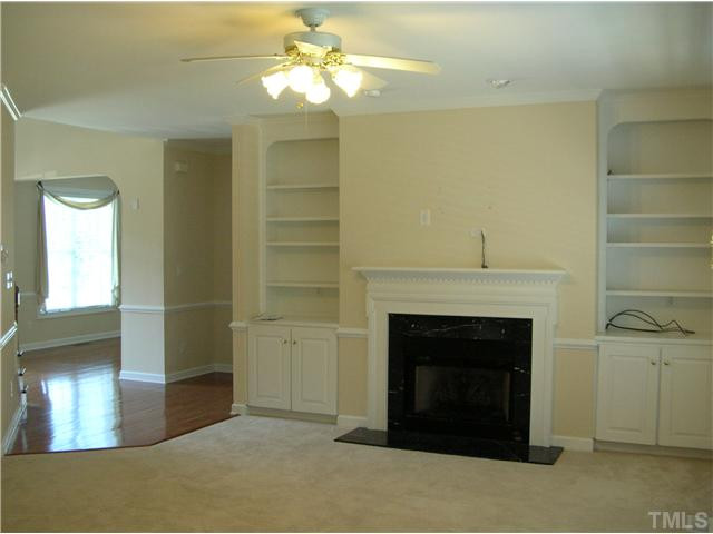 12128 Pawleys Mill Circle Raleigh, NC 27614 - Photo 7 of 25 Interior Space/Layout