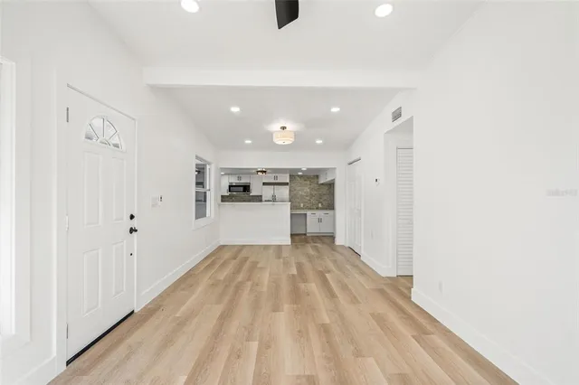 $3,000 | 4606 West Paxton Avenue, Tampa, FL 33611