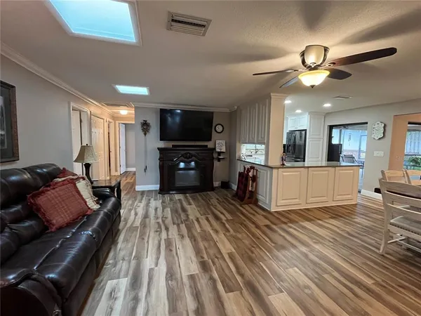 $499,000 | 915 Rolling Hills Drive, Palm Harbor, FL 34683