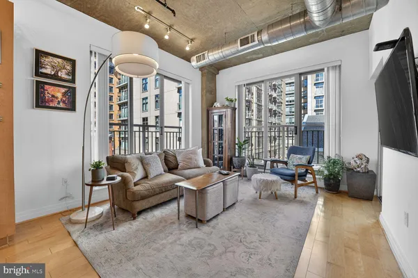 $625,000 | 301 Massachusetts Avenue Northwest, Unit 507, Washington, DC 20001