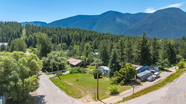 $590,000 | 100 Central Avenue, Martin City, MT 59926