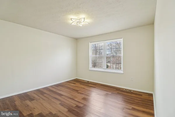 $319,000 | 1050 Dorset Drive, Waldorf, MD 20602