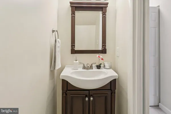 $319,000 | 1050 Dorset Drive, Waldorf, MD 20602