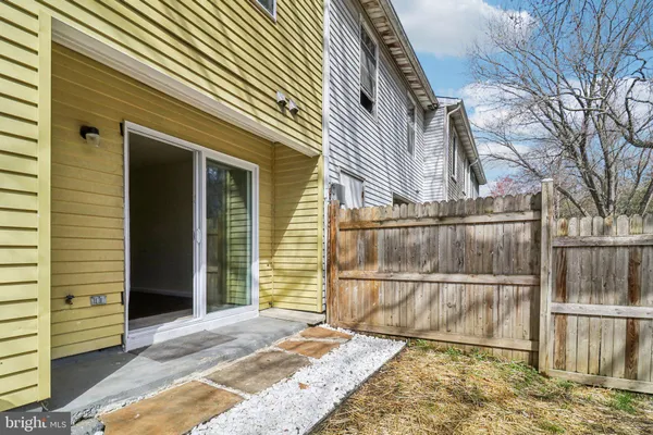 $319,000 | 1050 Dorset Drive, Waldorf, MD 20602