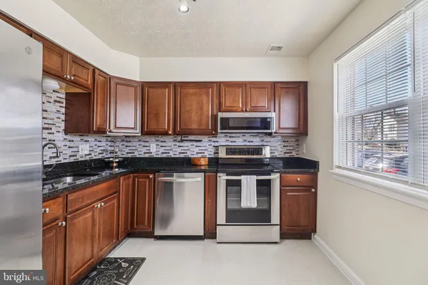 $319,000 | 1050 Dorset Drive, Waldorf, MD 20602
