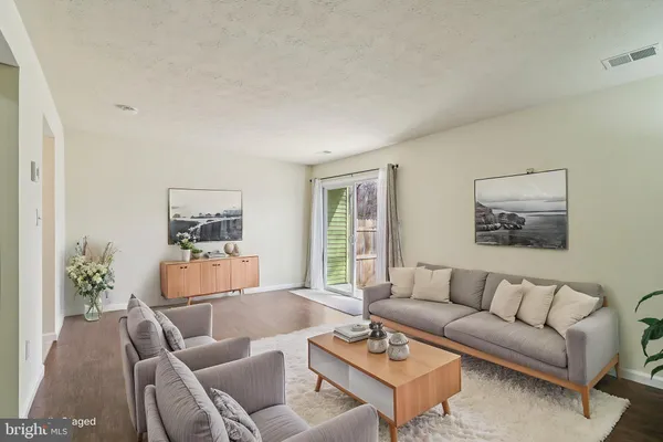 $319,000 | 1050 Dorset Drive, Waldorf, MD 20602