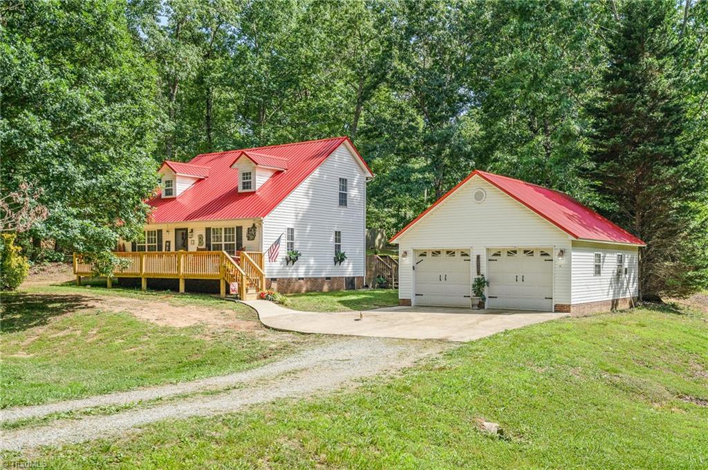 1398 Lacy Hepler Road Thomasville, NC 27360 - Photo 2 of 31 Gallery Image 2