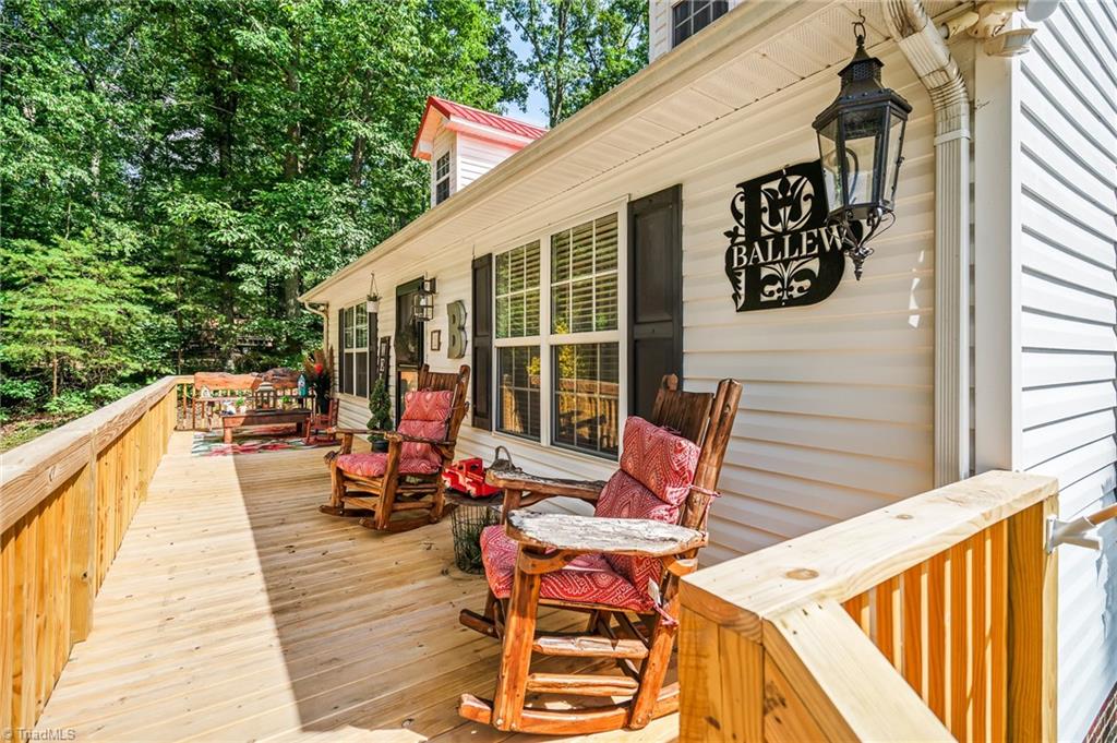 1398 Lacy Hepler Road Thomasville, NC 27360 - Photo 4 of 31 Gallery Image 4