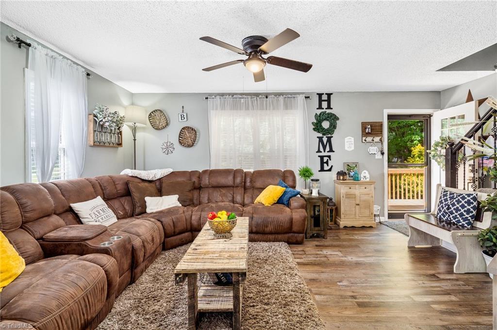 1398 Lacy Hepler Road Thomasville, NC 27360 - Photo 10 of 31 Gallery Image 10