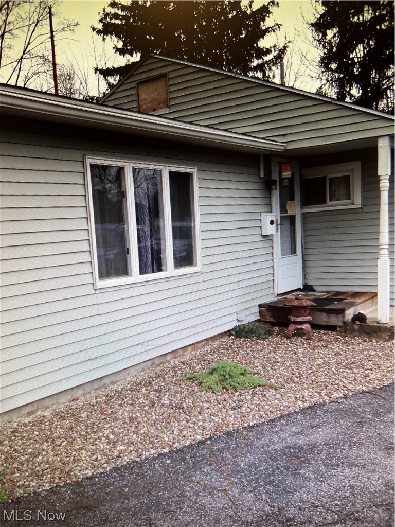 214 Windham Road Newton Falls, OH 44444 - Photo 4 of 34 Gallery Image 4