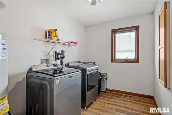 $199,900 | 145 Illini Trail, Virden, IL 62690