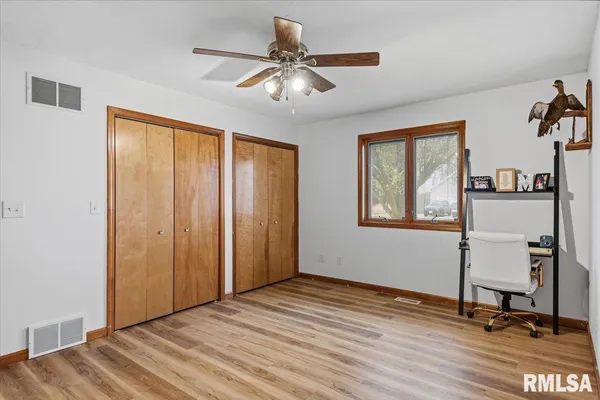 $199,900 | 145 Illini Trail, Virden, IL 62690