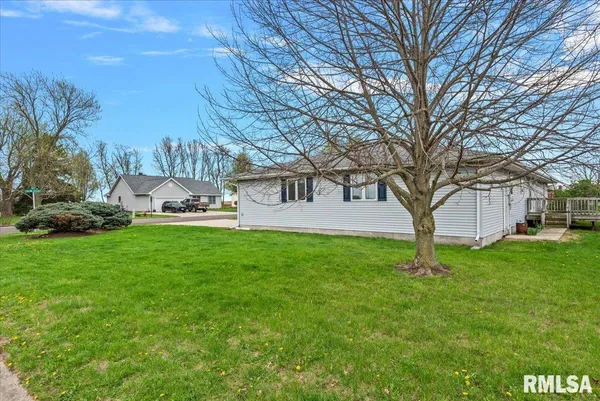 $199,900 | 145 Illini Trail, Virden, IL 62690