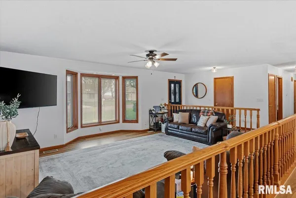 $199,900 | 145 Illini Trail, Virden, IL 62690