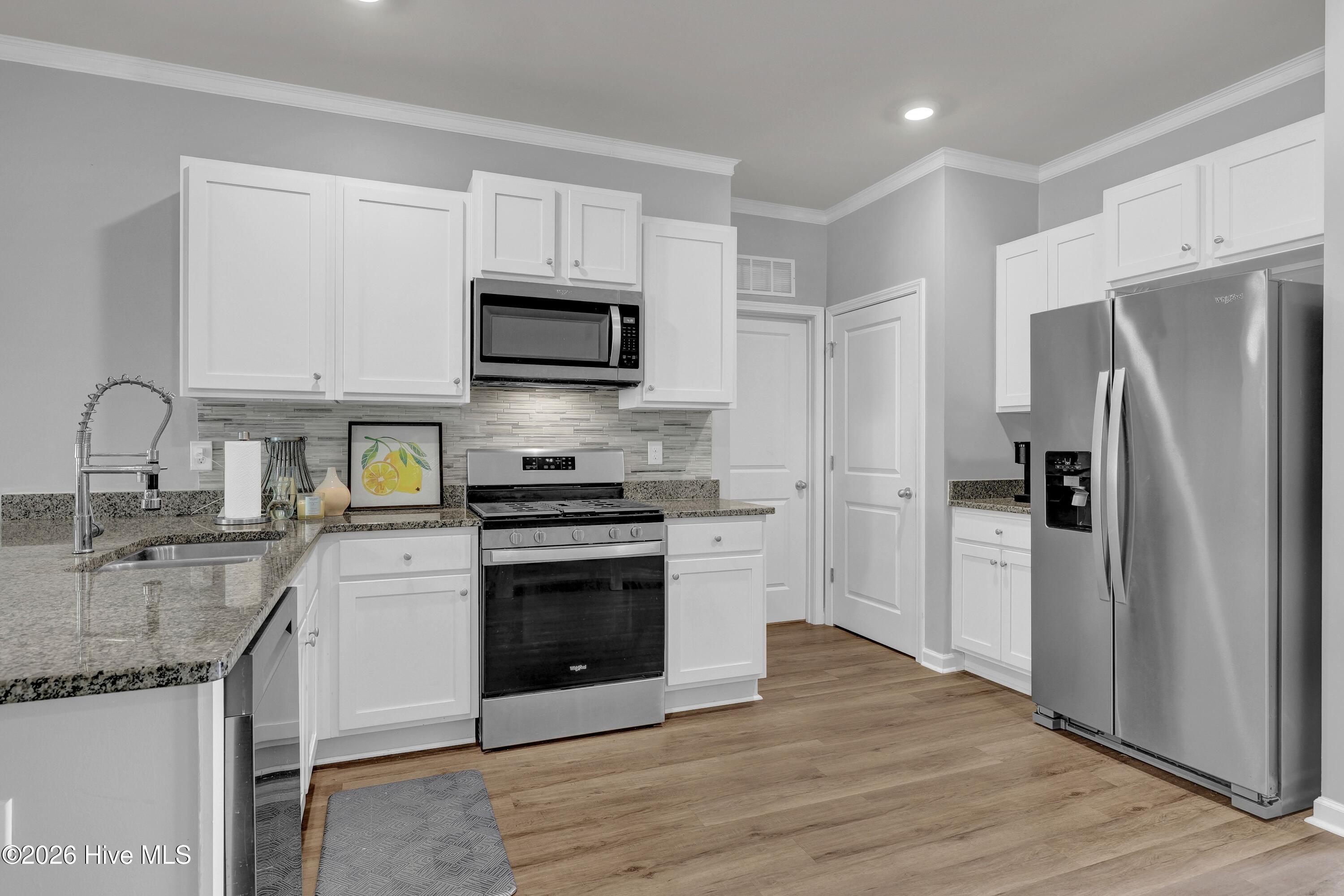 116 Sir Clyde Road Wilmington, NC 28411 - Photo 6 of 29 005_img_6026_401