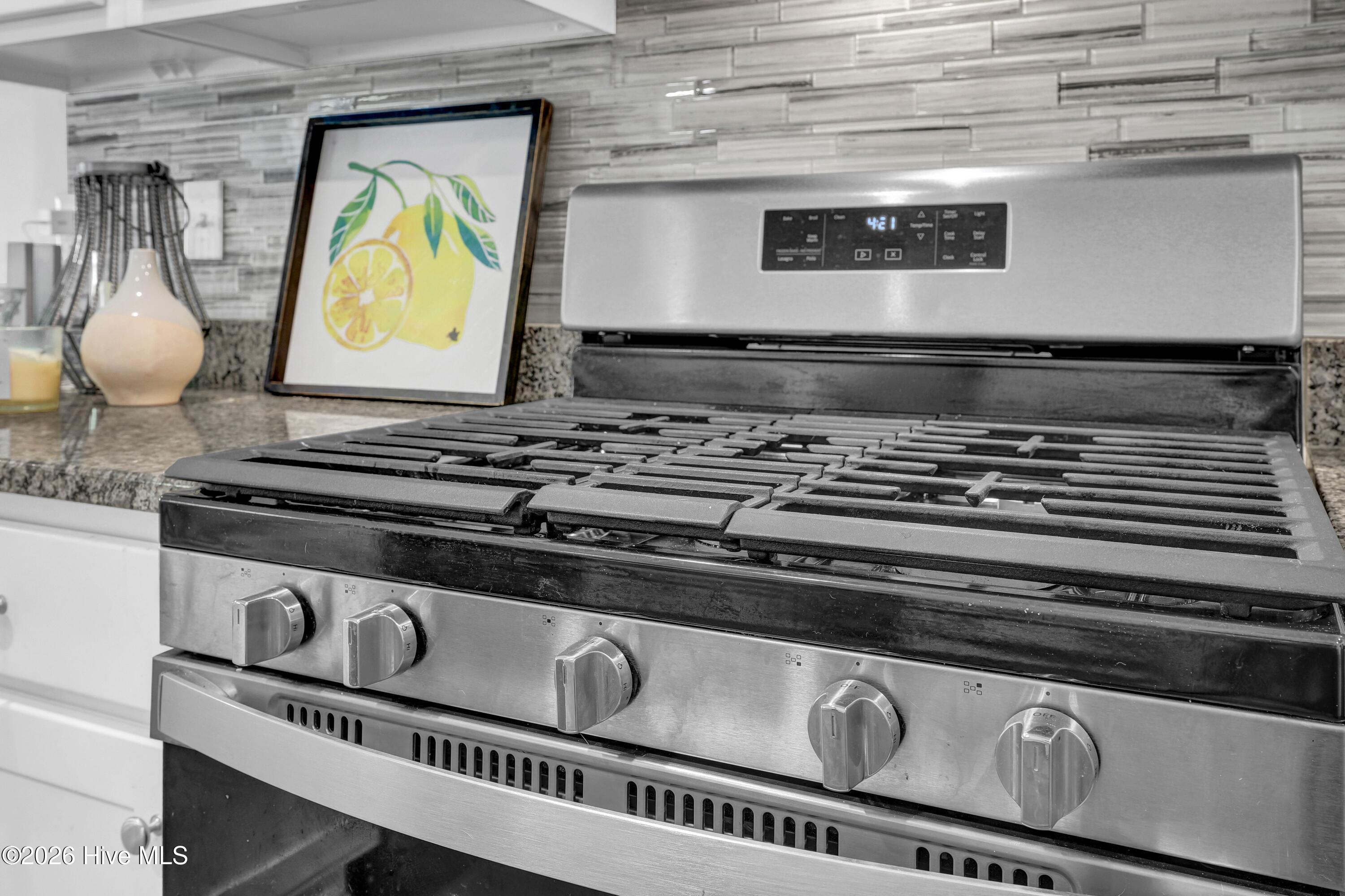 116 Sir Clyde Road Wilmington, NC 28411 - Photo 7 of 29 007_img_6038_857