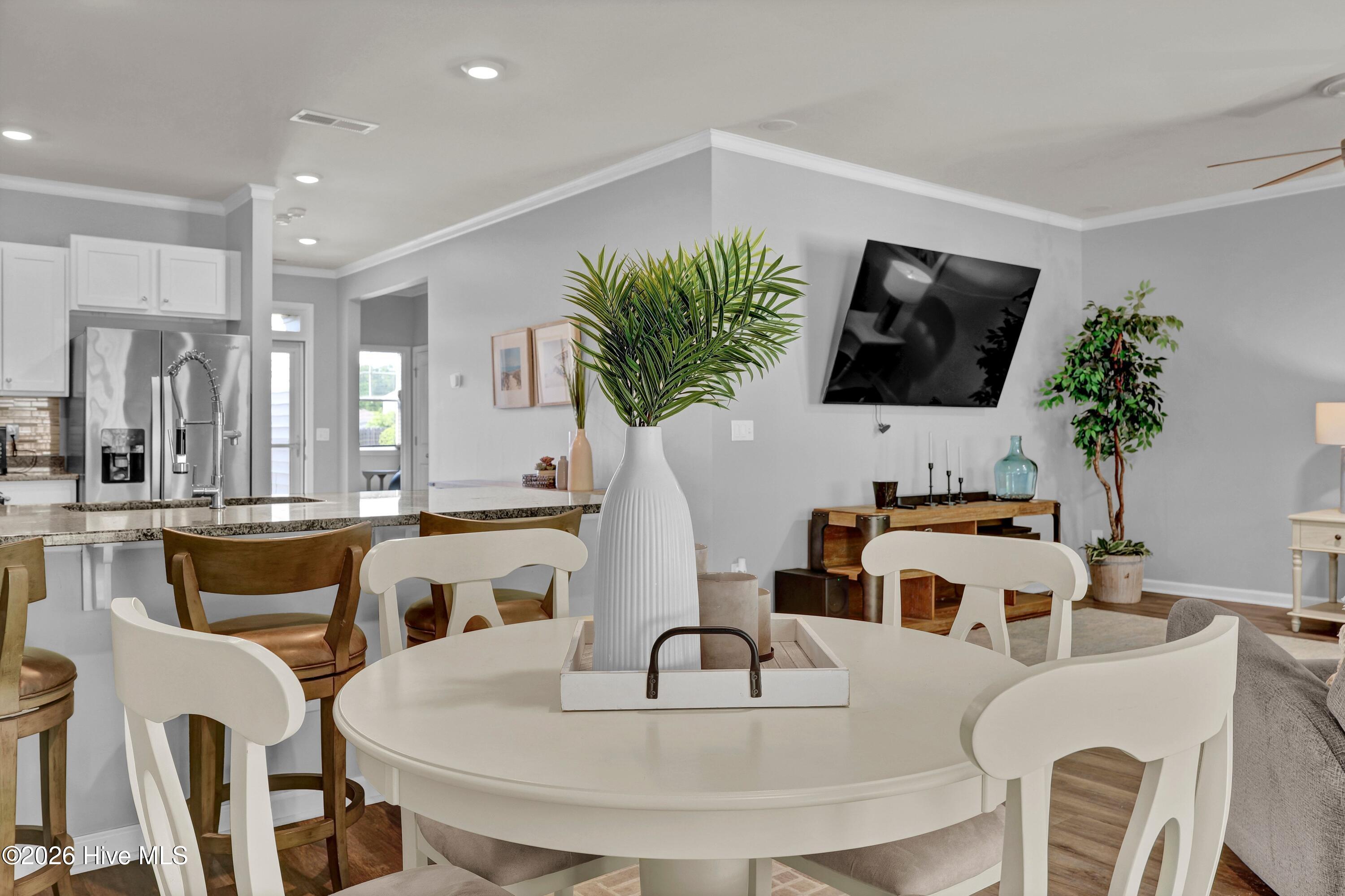 116 Sir Clyde Road Wilmington, NC 28411 - Photo 9 of 29 009_img_6065_463