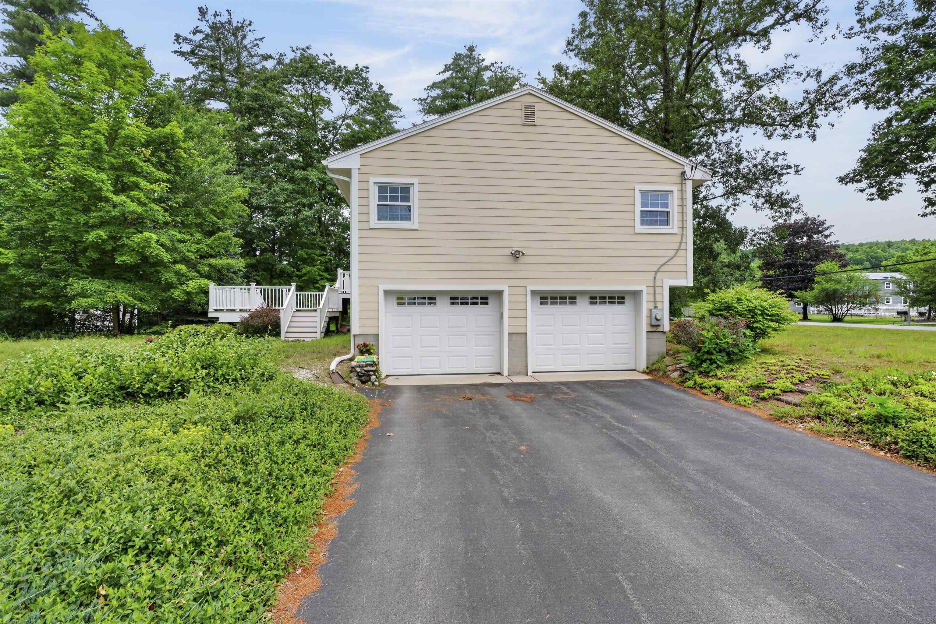 4 Rock Pond Road Windham, NH 03087 - Photo 20 of 24