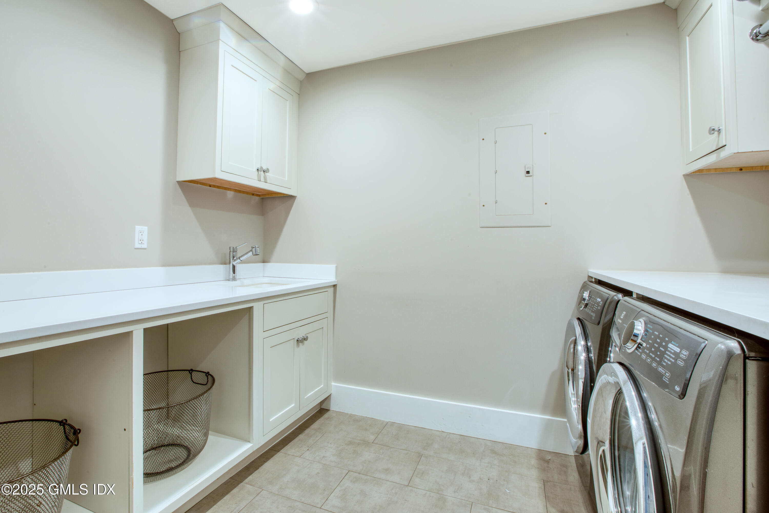 507 River Road Cos Cob, CT 06807 - Photo 20 of 36 864A8416-37