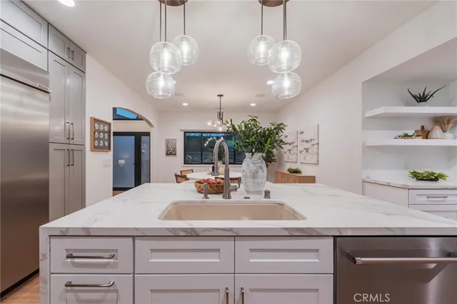 $3,495,000 | 35 Beachcomber Drive, Corona del Mar, CA 92625