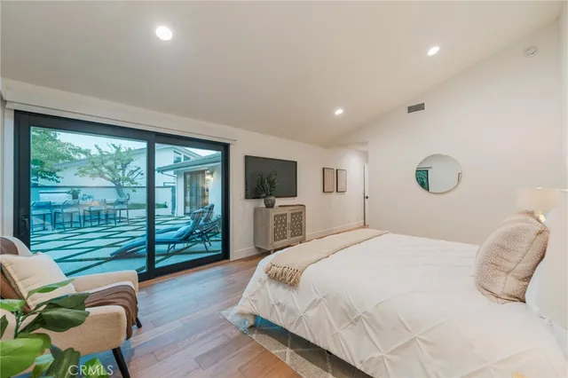 $3,495,000 | 35 Beachcomber Drive, Corona del Mar, CA 92625