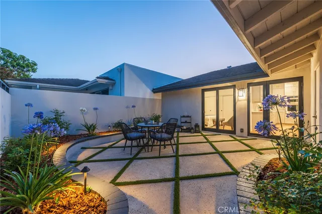 $3,495,000 | 35 Beachcomber Drive, Corona del Mar, CA 92625