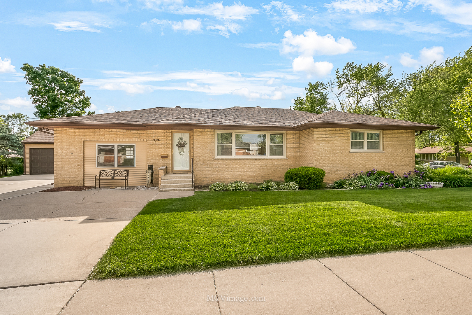 819 Read Street Lockport, IL 60441 - Photo 1 of 31 Gallery Image 1