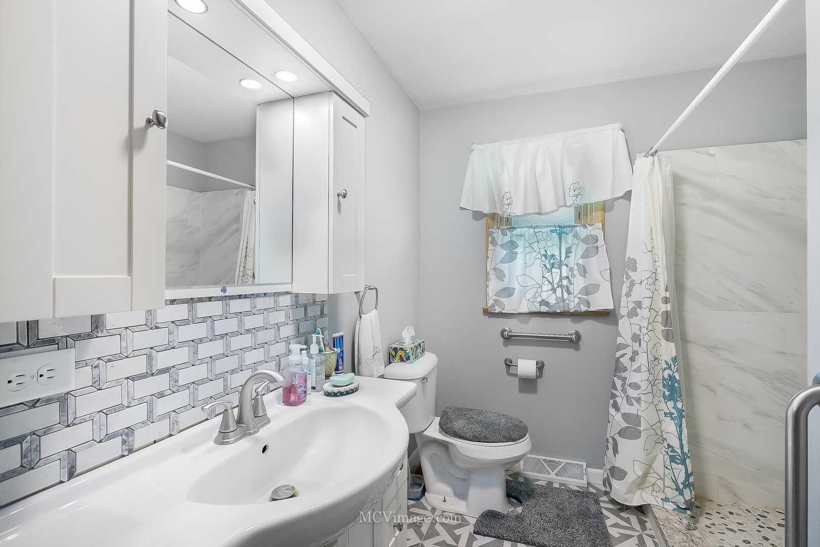 819 Read Street Lockport, IL 60441 - Photo 18 of 31 Gallery Image 18
